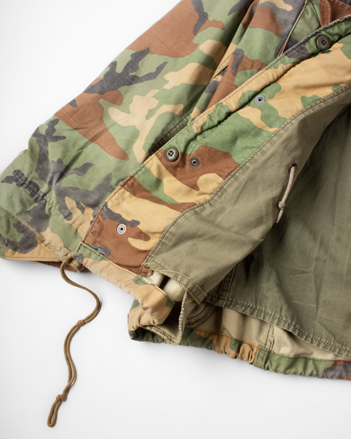 1980s US Army M-65 Woodland Camo Field Jacket (XL)