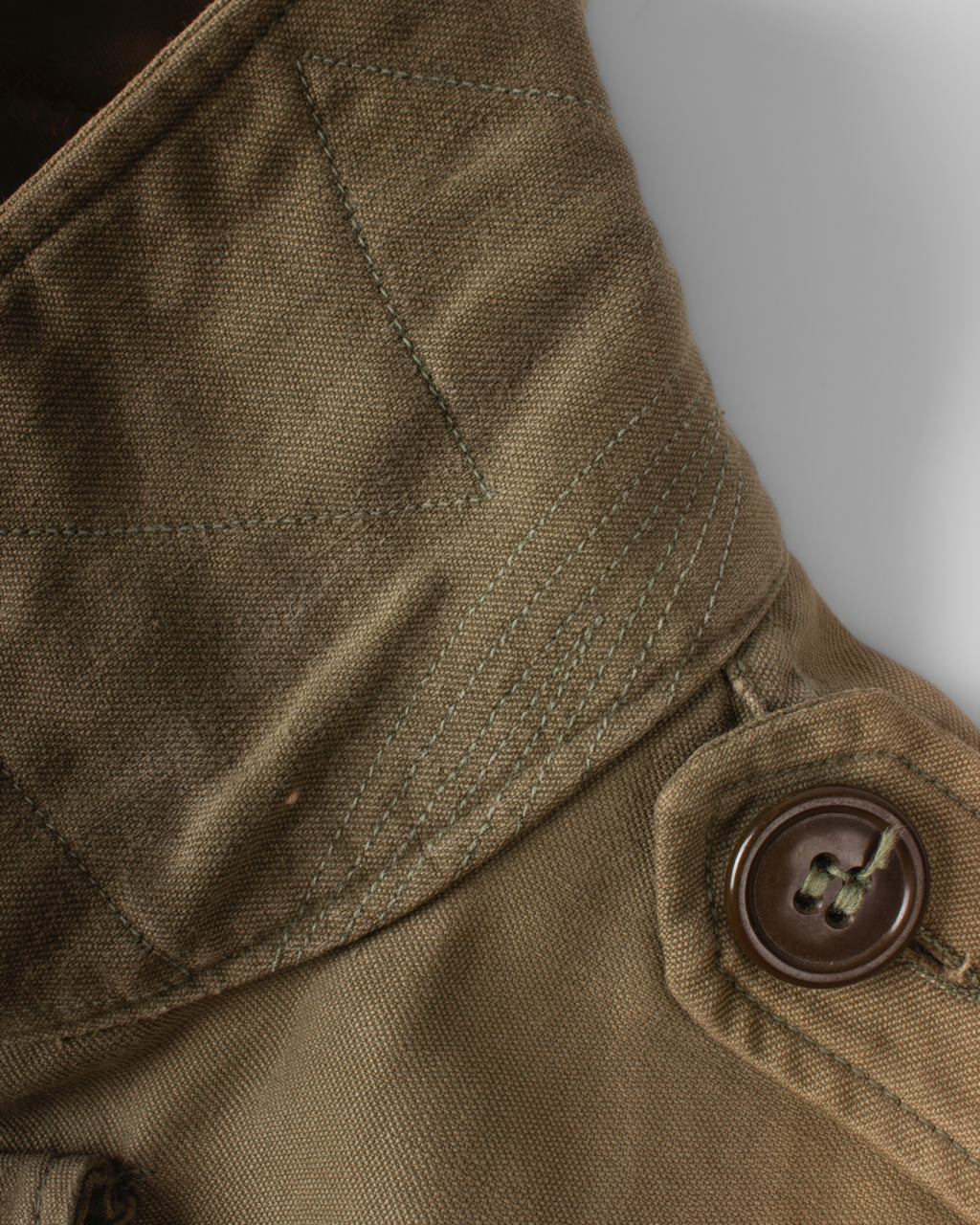 1940s U.S. Army M-43 Field Jacket (M)