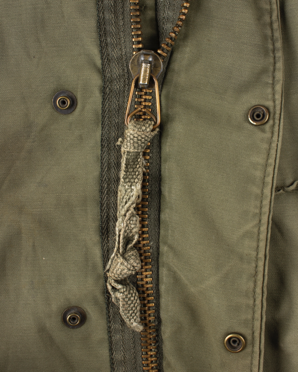1960s U.S. Army M-65 Olive Field Jacket (M)