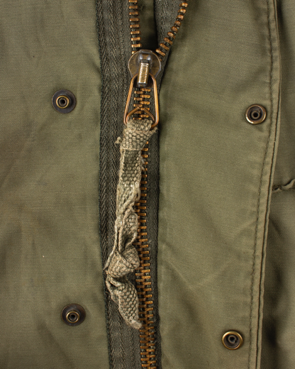 1960s U.S. Army M-65 Olive Field Jacket (M)