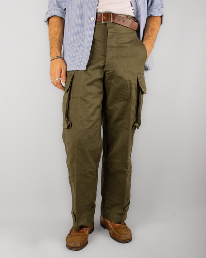1960s french army M47 cargo pants (W30)
