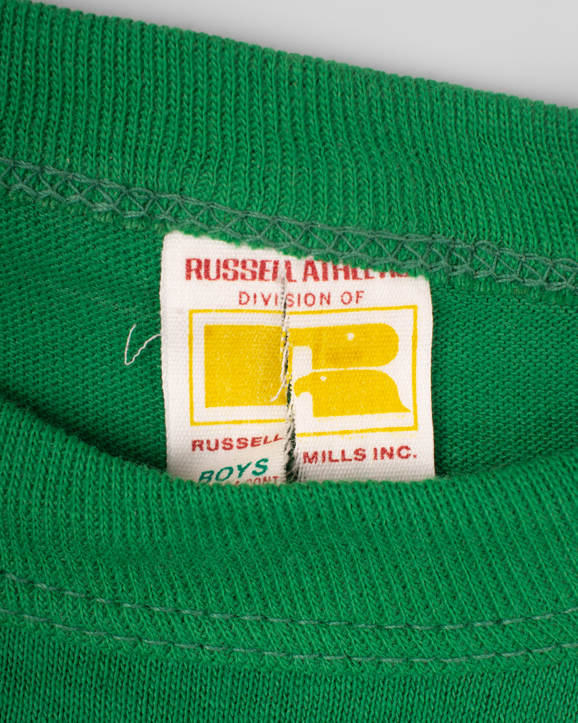 single stitch I Love NY I love new york college tee harvard university highschool printed t-shirt 1970s 70s baby tee crop t-shirt vintage cropped tee 